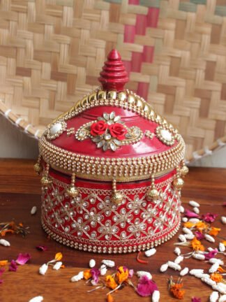 Crystal-Lace-red-wood-marriage-sinhora at Shilphaat