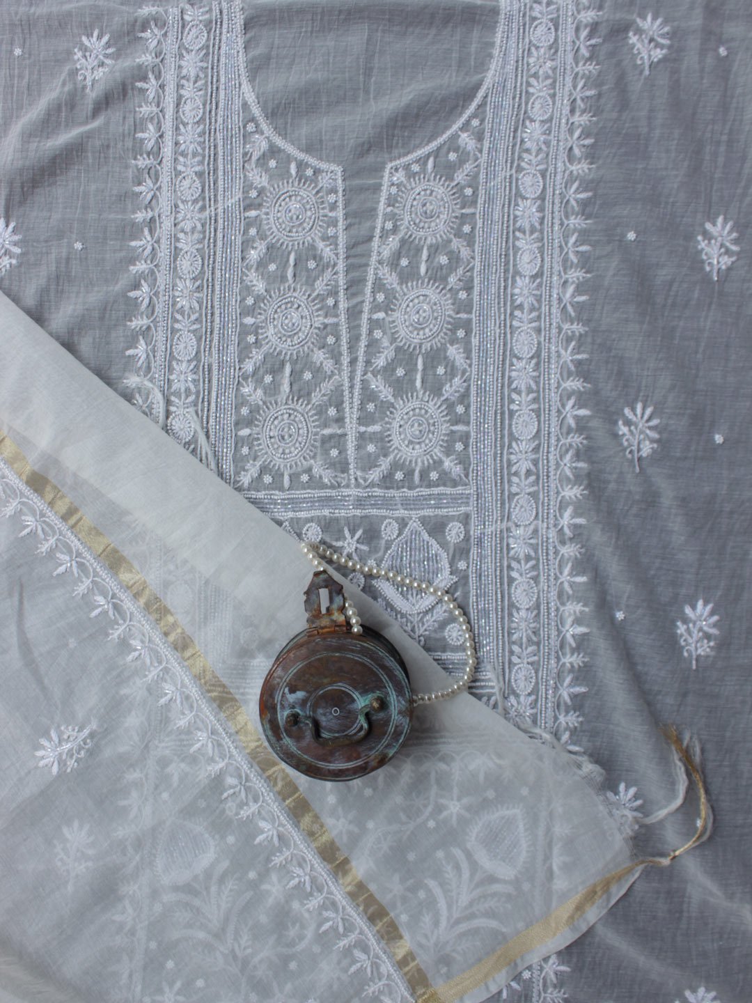 Off-white-Beadwork-Chikankari-Kurta-Dupatta-Set Off-white-Beadwork-Chikankari-Kurta-Dupatta-Set at Shilphaat