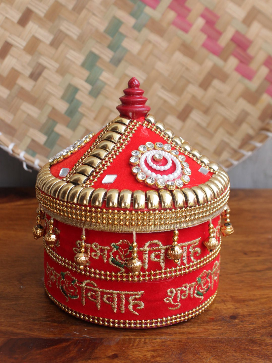 Shubh-vivah-red-lacework-wood-Sindhora Shubh-vivah-red-lacework-wood-Sindhora